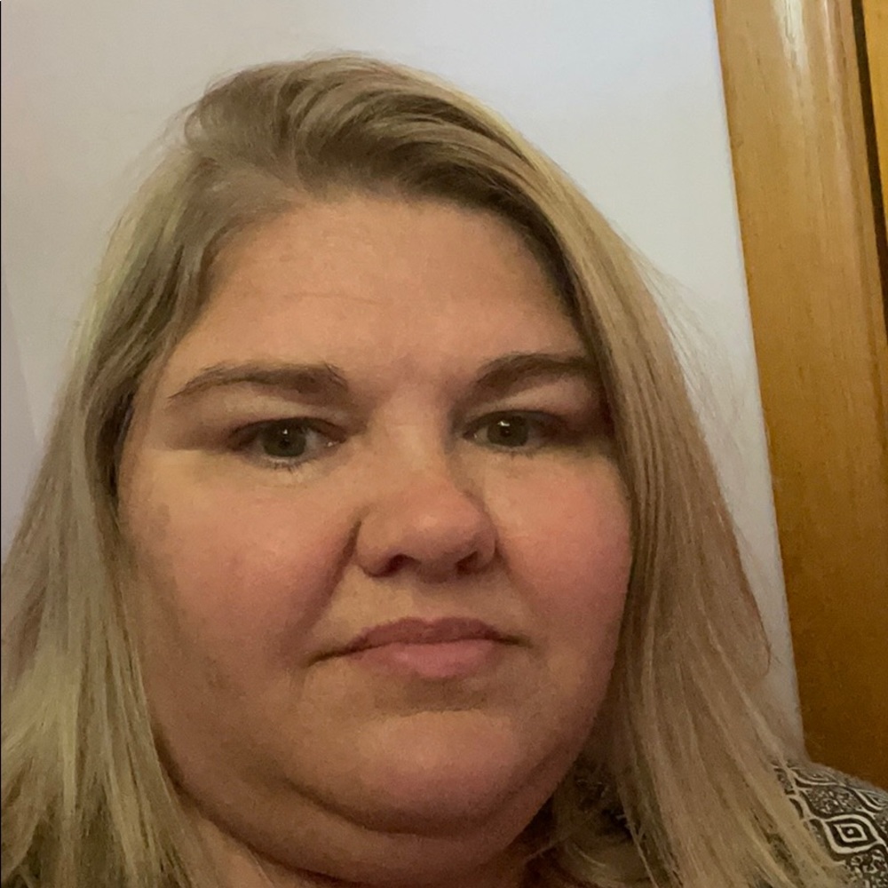 Meet your Posher, Lacey